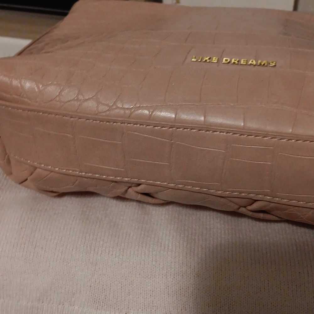 Like Dreams light pink crossbody. - Picture 6 of 14